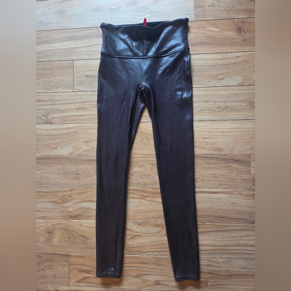 Spanx Maroon Shiny Leggings Size M - Picture 2 of 7